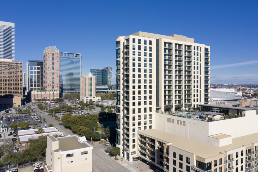 Houston High-Rise Apartments | Camden Downtown